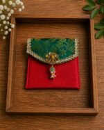 Elegant Indian Shagun Envelope with Golden Flower Decoration - Image 2